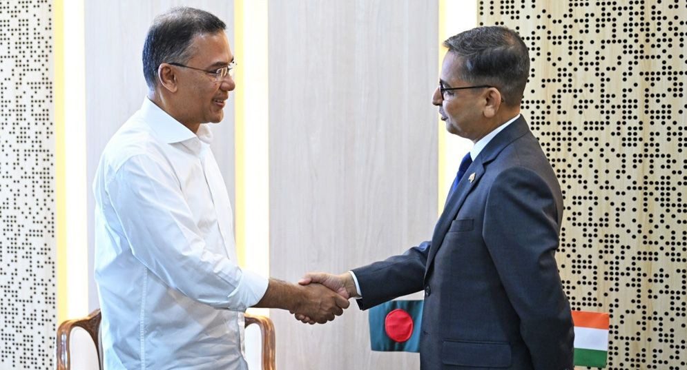 প্রধানমন্ত্রীর সঙ্গে ভারতীয় হাইকমিশনারের সৌজন্য সাক্ষাৎ, আলোচনায় পাইপলাইনে ডিজেল আমদানি