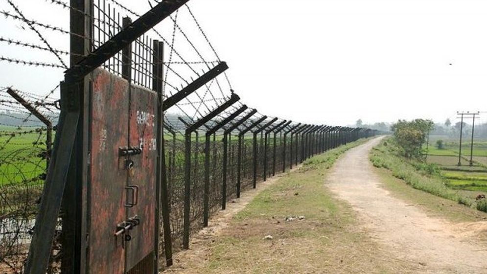 ২৬ ঘণ্টা পেরিয়েও সীমান্তের শূন্যরেখায় ৯ জন, ফিরিয়ে নেয়নি বিএসএফ