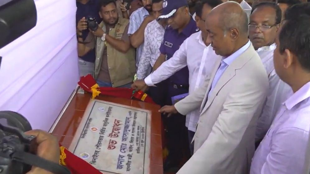 ঝিনাইদহে ১০ কোটি টাকার বেশি ব্যয়ে আধুনিক কসাইখানার উদ্বোধন