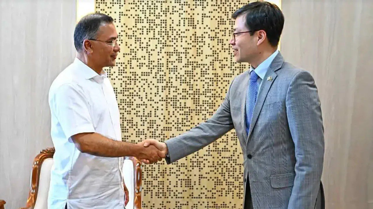 সিইপিএ চুক্তিতে বাণিজ্য বাড়ানোর আশা, প্রধানমন্ত্রীর সঙ্গে দক্ষিণ কোরিয়ার বাণিজ্যমন্ত্রীর সাক্ষাৎ