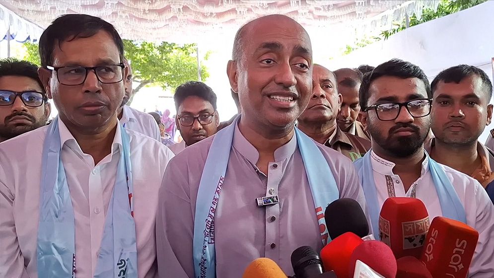 সবকিছু বিবেচনা করে মক্কা চুক্তির বিষয়ে সিদ্ধান্ত নেবে সরকার: আইনমন্ত্রী