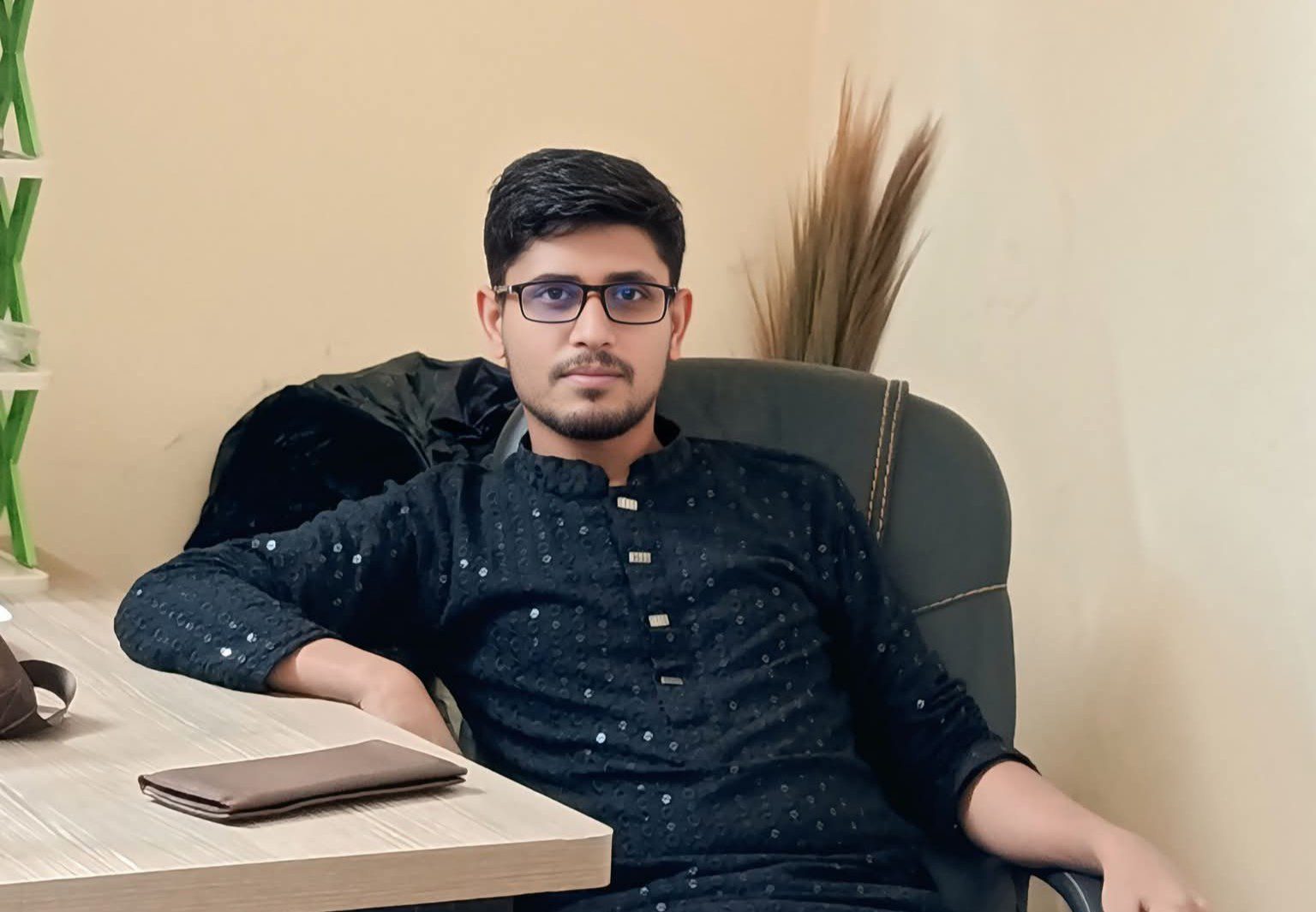 জামিনে মুক্ত সিংগাইরের সাংবাদিক-শিক্ষক পীর ইয়াকুব